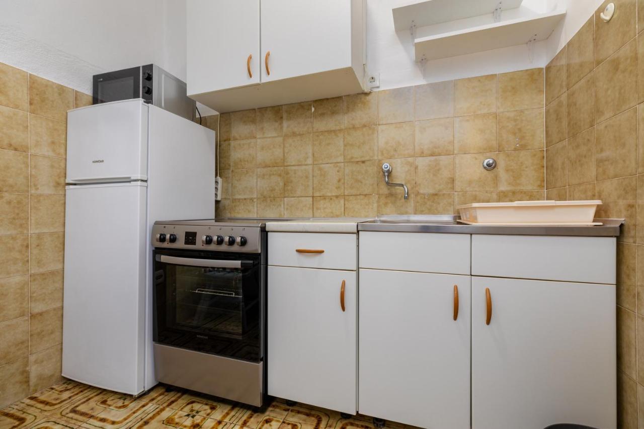 Apartments By The Sea Lokva Rogoznica, Omis - 18638 Екстериор снимка