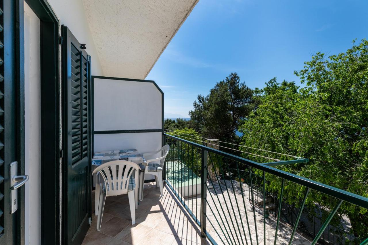 Apartments By The Sea Lokva Rogoznica, Omis - 18638 Екстериор снимка