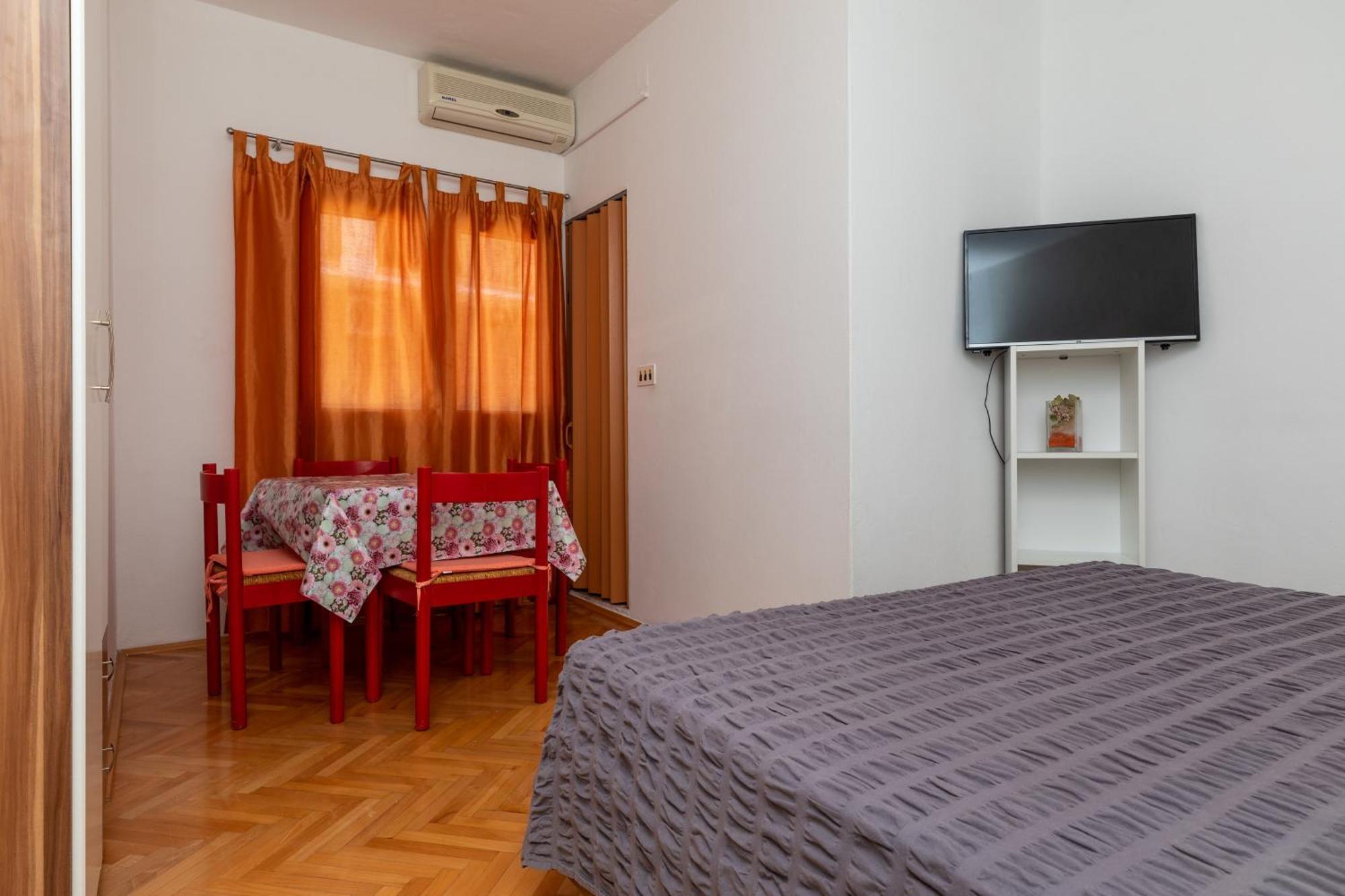 Apartments By The Sea Lokva Rogoznica, Omis - 18638 Стая снимка